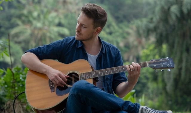 The Benefits of Using Professional Backing Tracks in Music Education