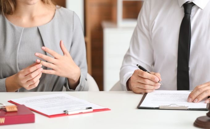 Choosing the Right Family Lawyer in Malaysia for Your Legal Needs