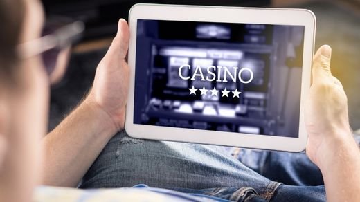 How Paylines and Reels Impact Your Slot Game Strategy